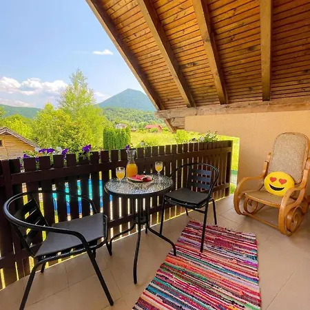 Avita Holiday home